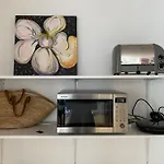 Spacious And Light West London Basement Flat